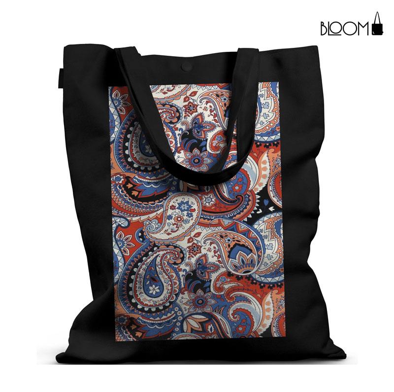 Paisley Charm – Classic Elegance