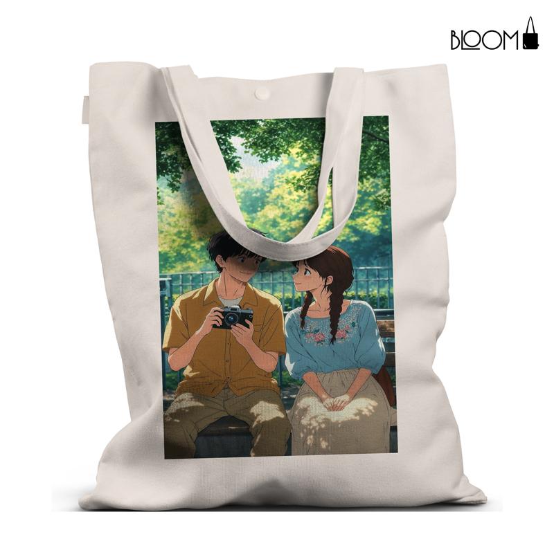 Moments in Focus – Anime Couple Aesthetic Tote Bag